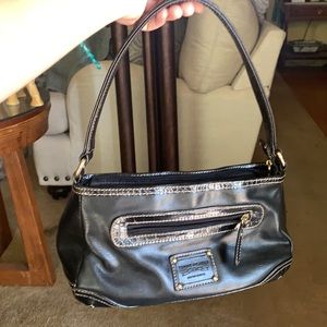 Classic Tommy hilfiger black purse